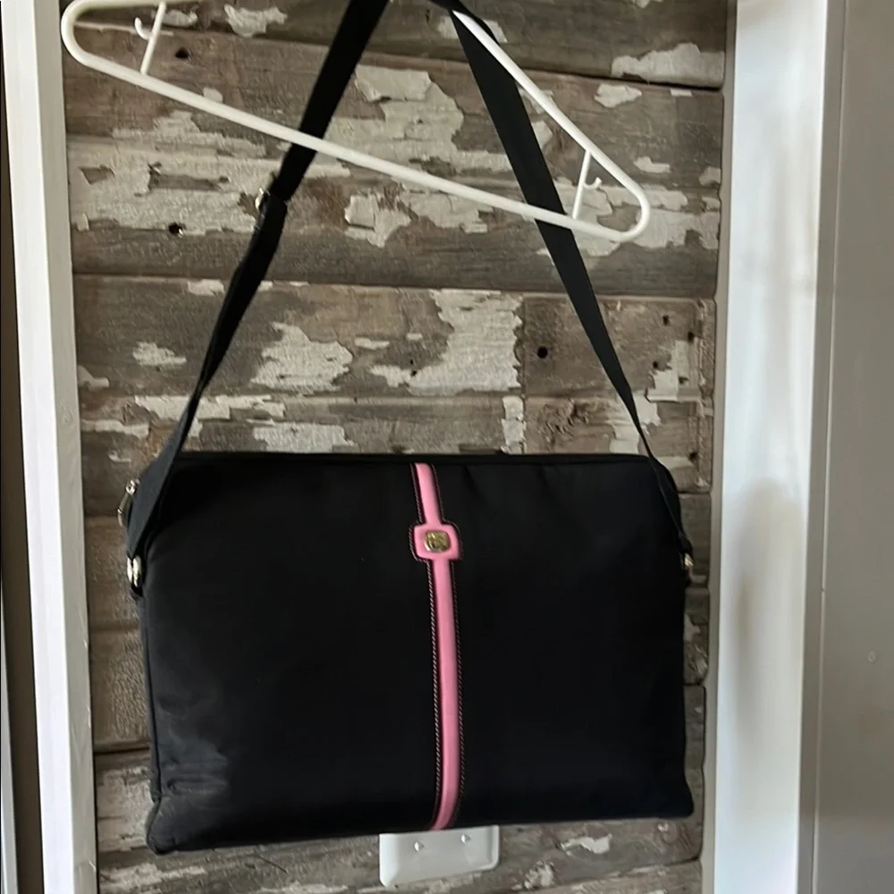 Black and Pink Shoulder laptop, bag with adjustable strap.